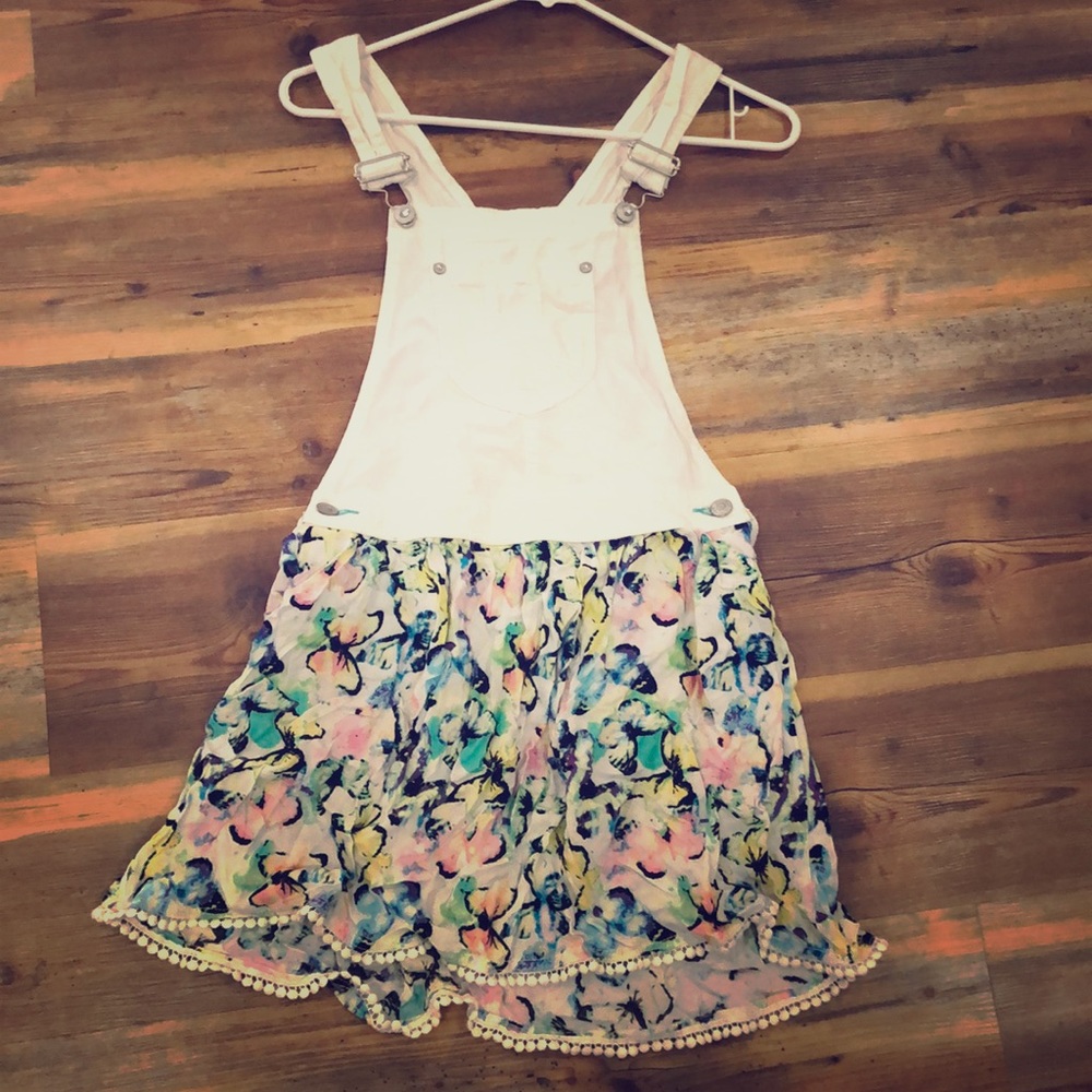 Overall dress